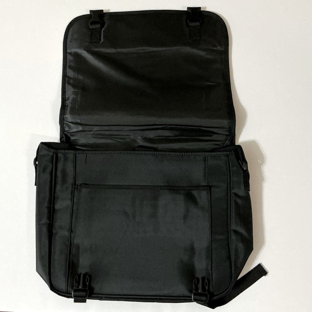 New American Tourister Computer Bag Size 14 X 16 X 4 - Picture 5 of 7